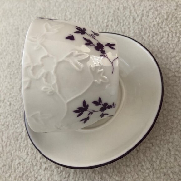 STARBUCKS Embossed Purple Leaves Design Mug/Tea Cup & Saucer, 2006 - Picture 5 of 9